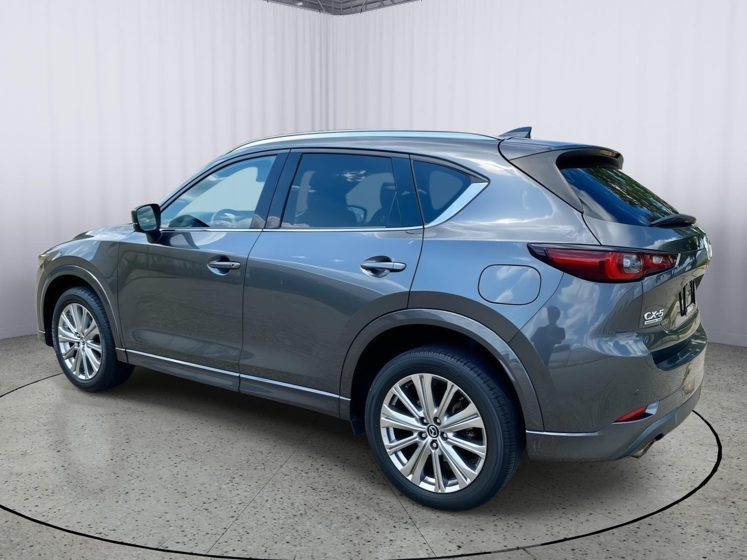 2022 Mazda CX-5 2.5 Turbo Signature photo 4