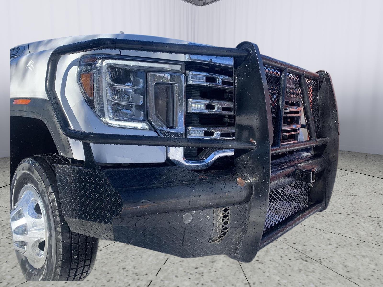 2022 GMC Sierra 3500 Chassis Cab SLE's photo