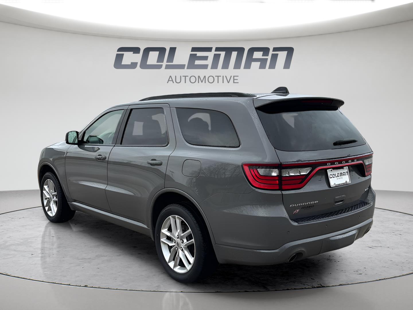 View vehicle photo 3