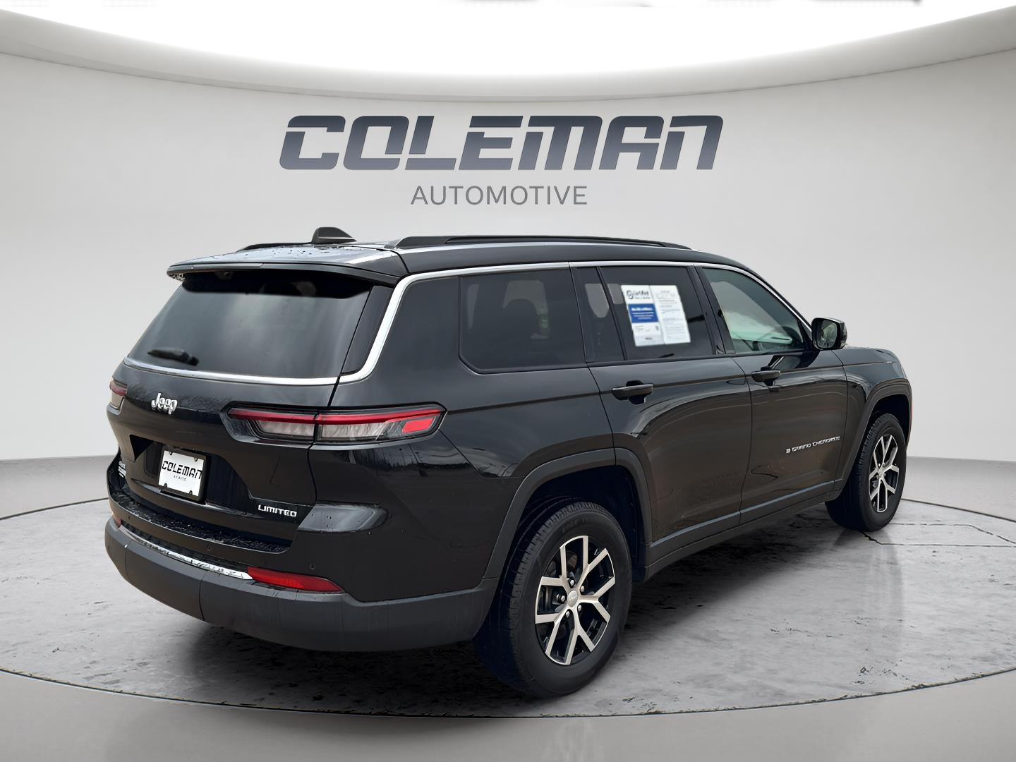 View vehicle photo 5