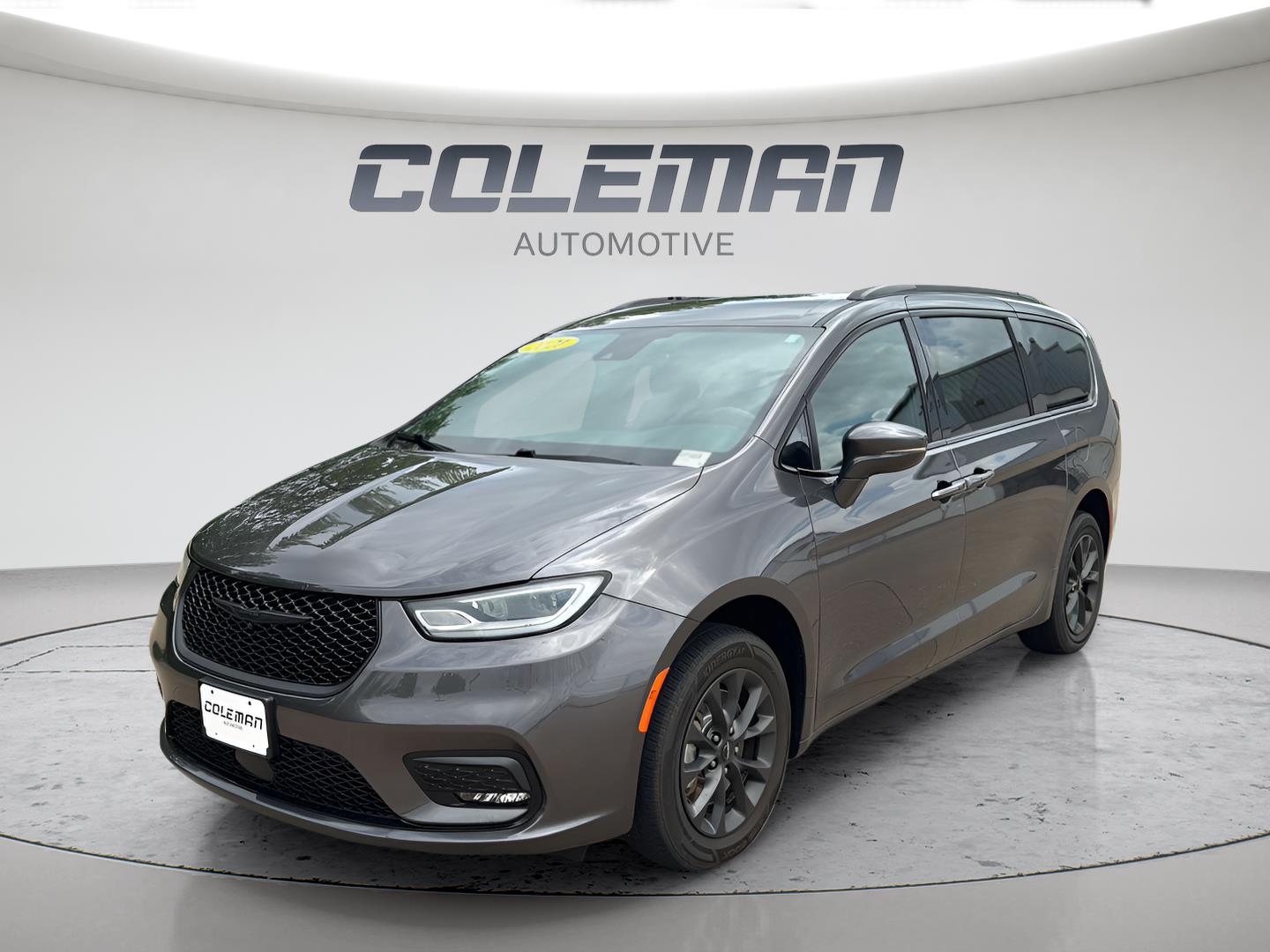 Gray (Granite Crystal Metallic Clearcoat) 2021 Chrysler Pacifica Minivan All-Wheel Drive 9-Speed Automatic
