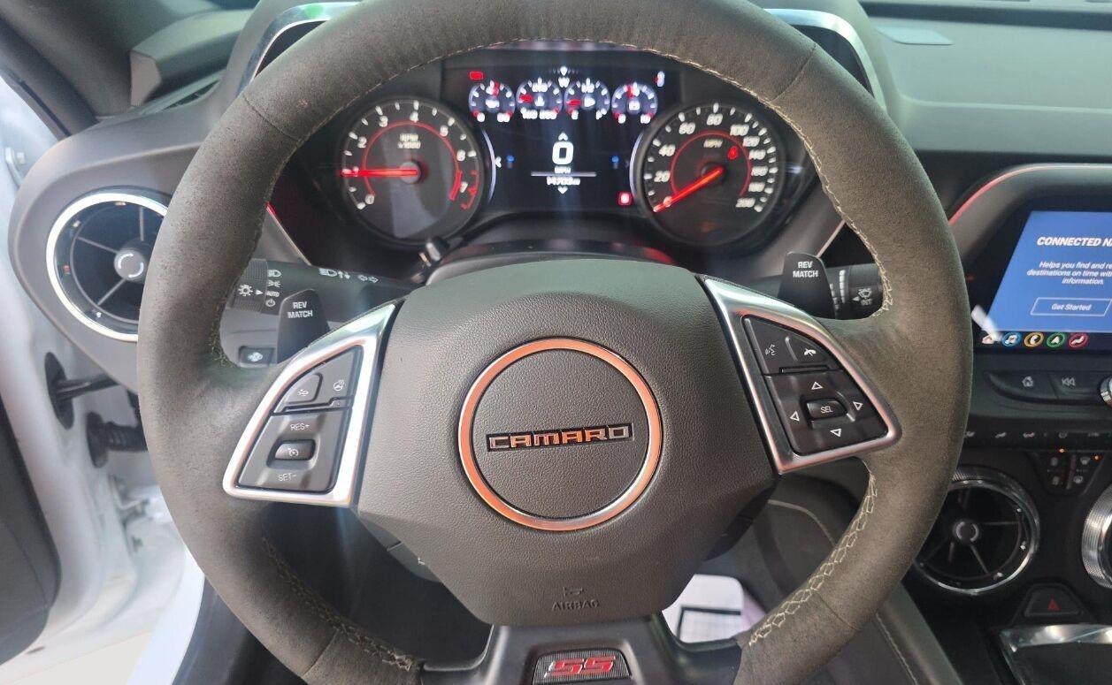 2022 Chevrolet Camaro photo 6