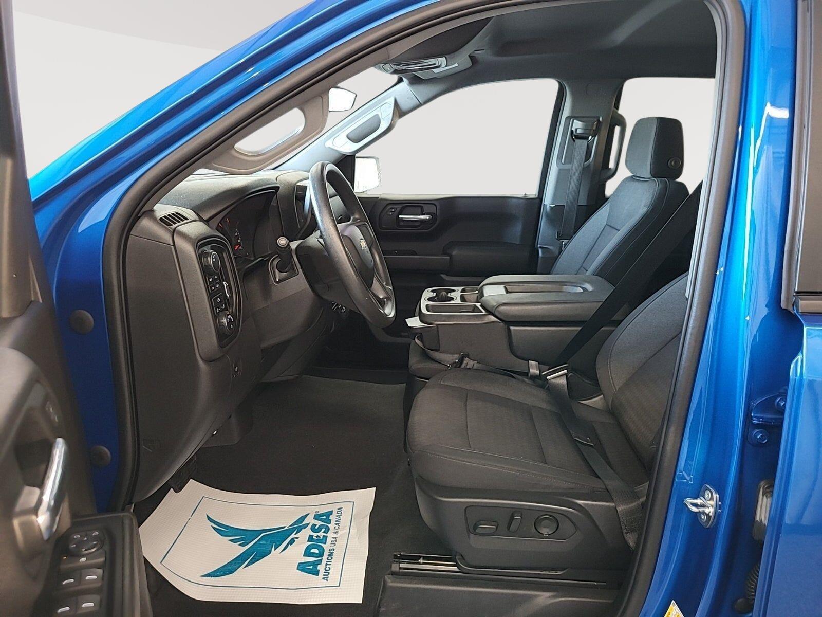 2023 Chevrolet Silverado 1500 photo 4