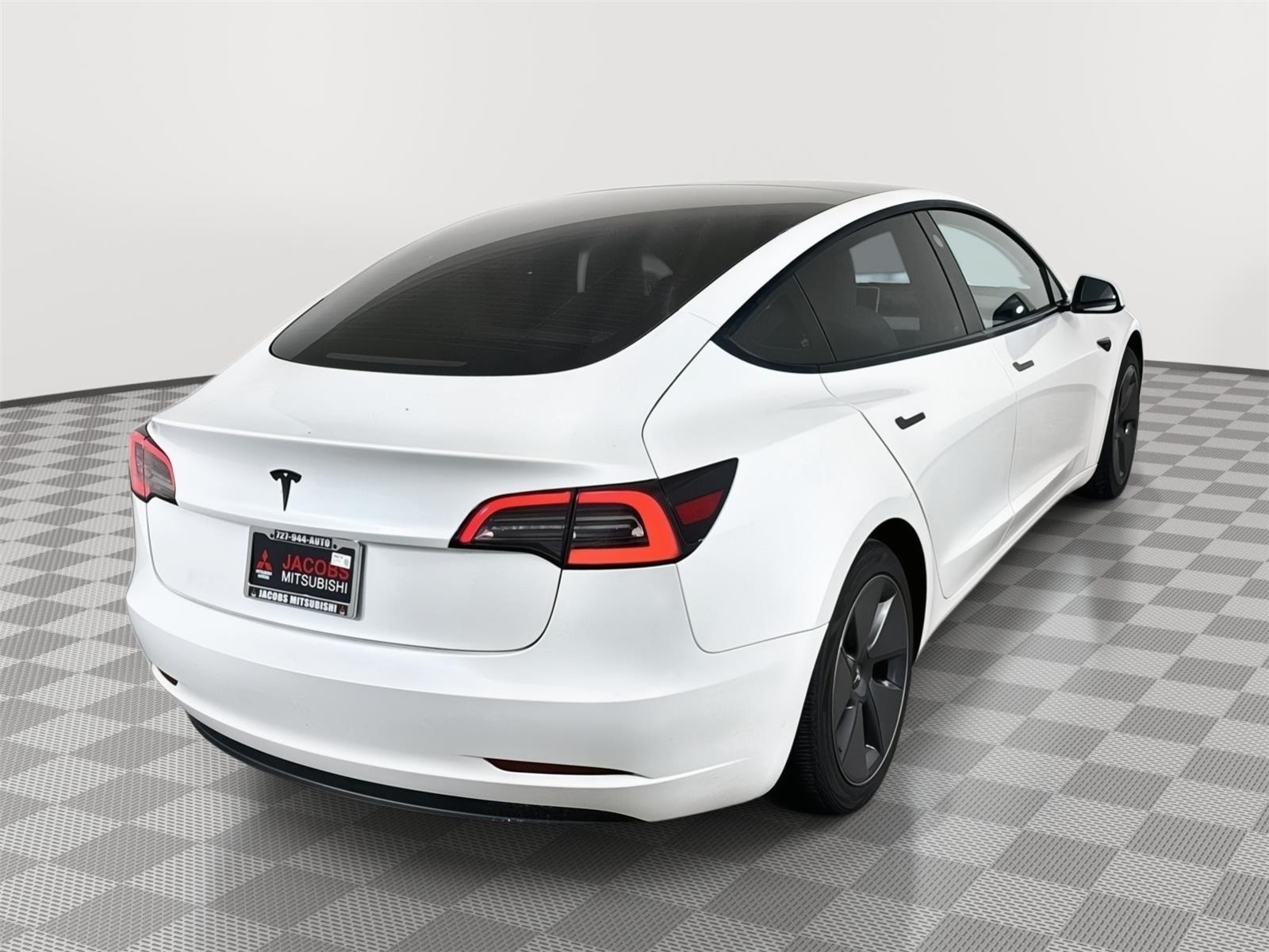 2023 Tesla Model 3 photo 5