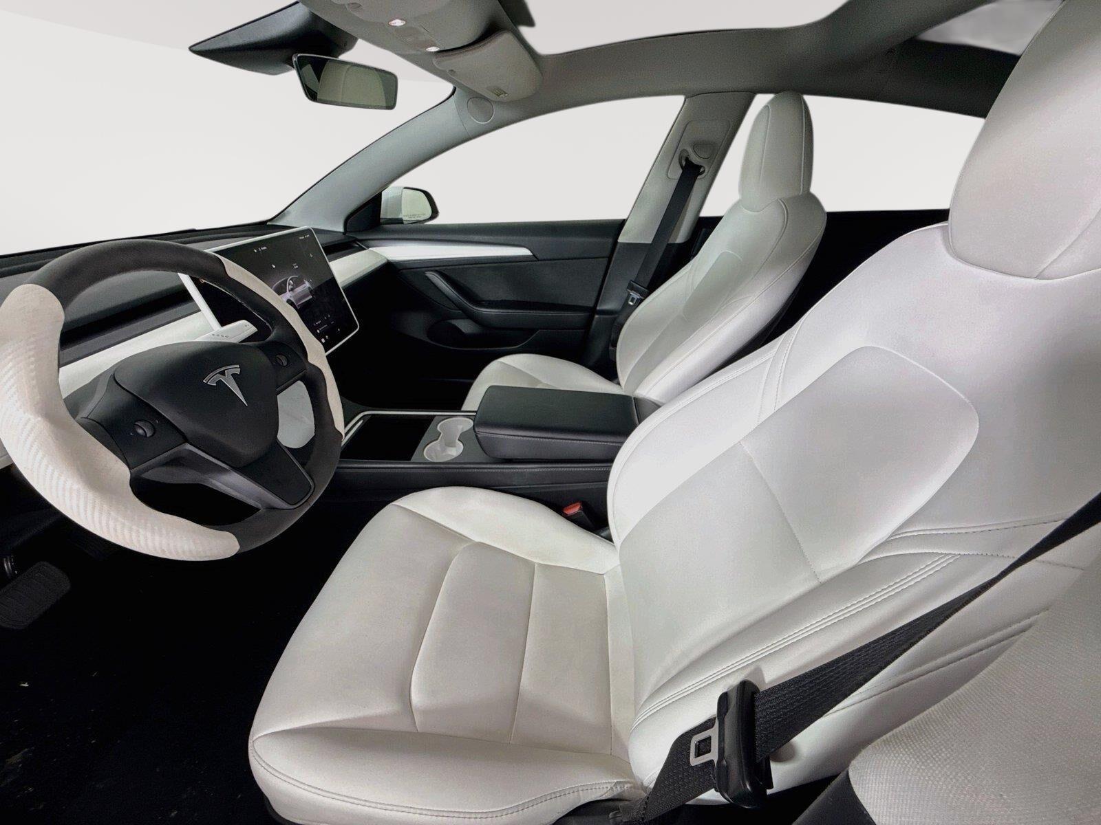 2023 Tesla Model 3 photo 10