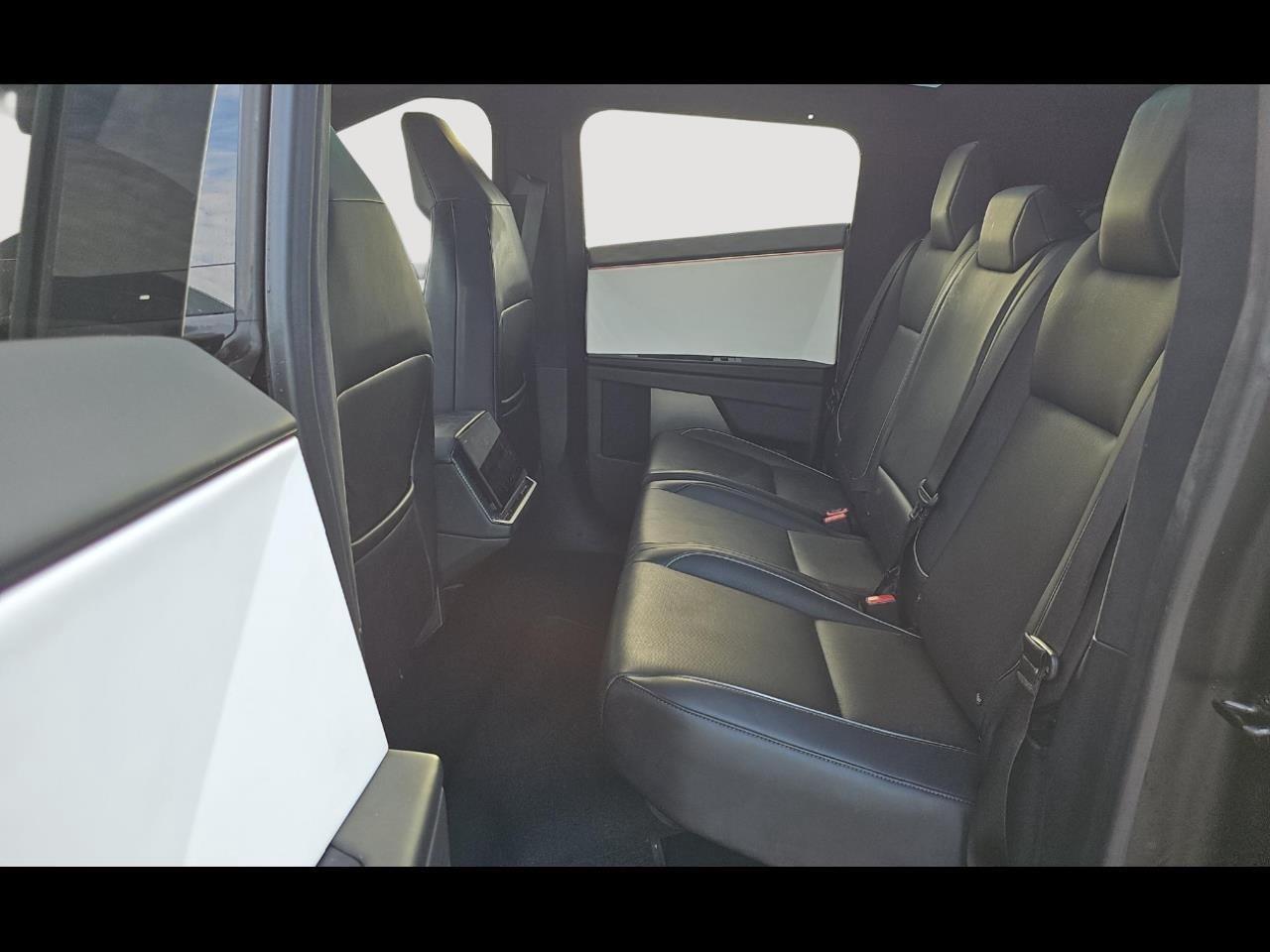 2024 Tesla Cybertruck photo 6