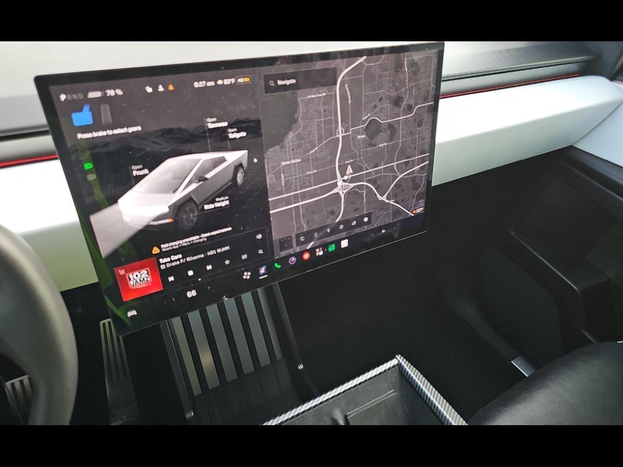 2024 Tesla Cybertruck photo 10