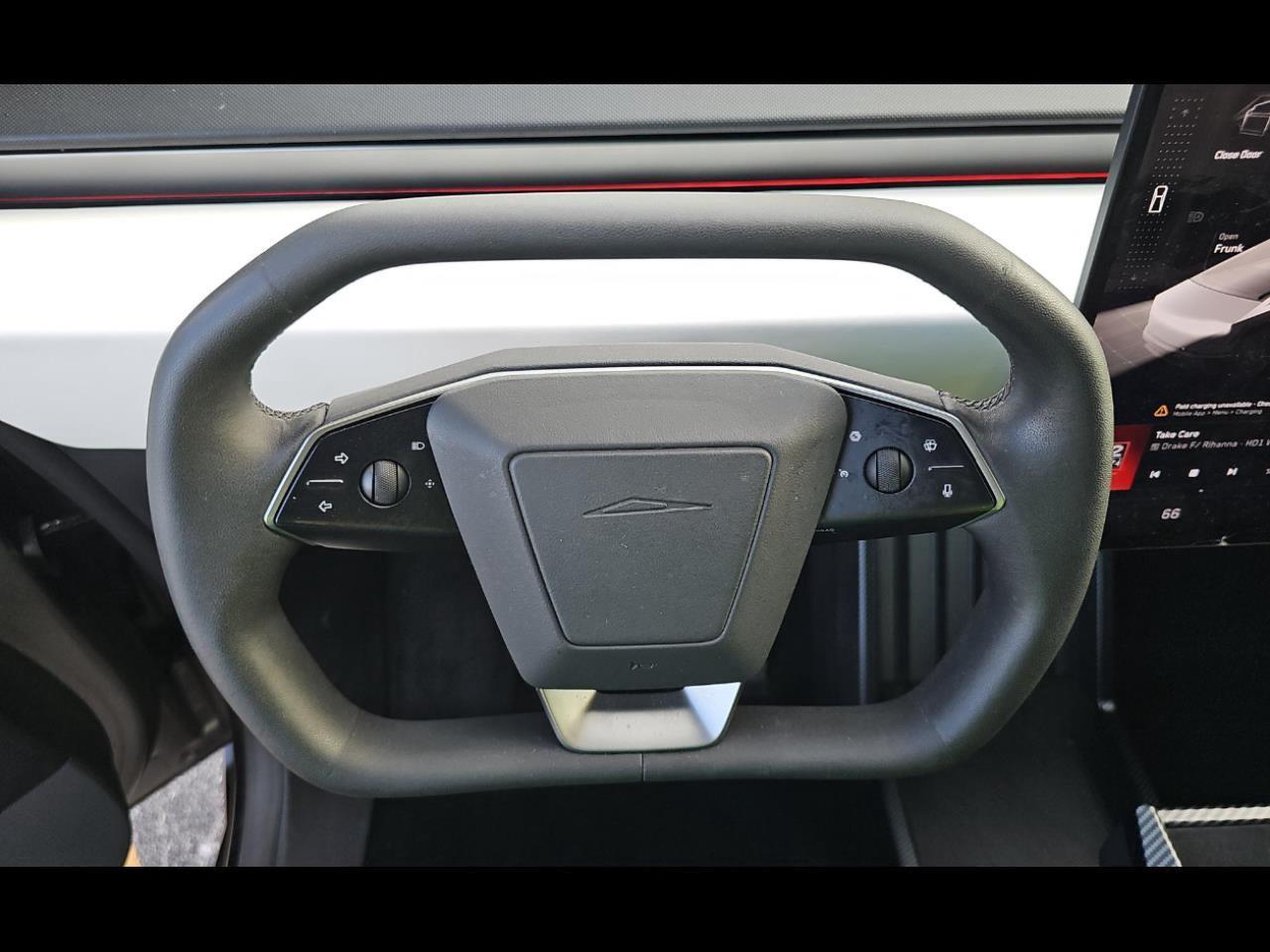 2024 Tesla Cybertruck photo 11