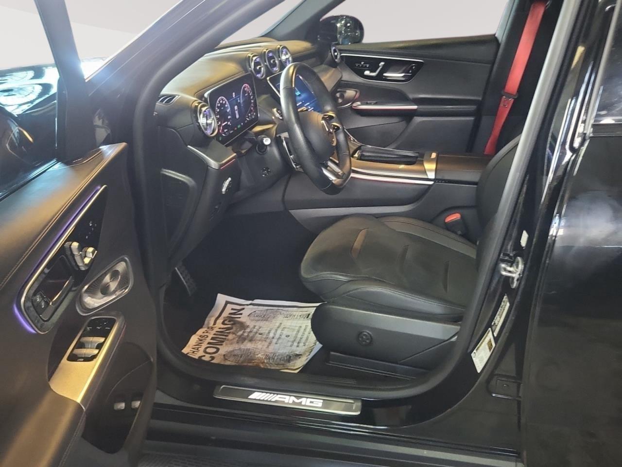 2025 Mercedes-Benz GLC photo 3