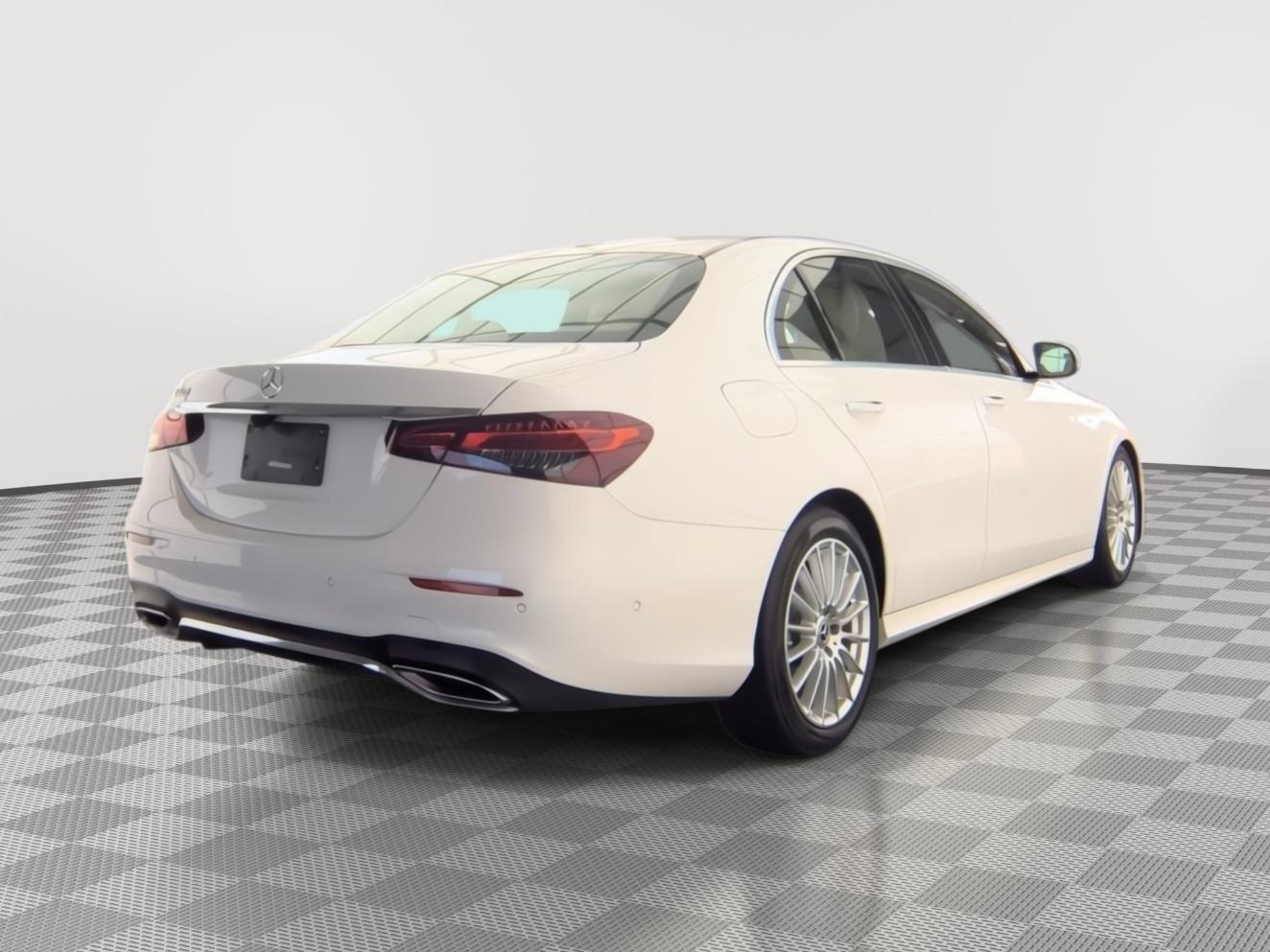 2021 Mercedes-Benz E-Class photo 2