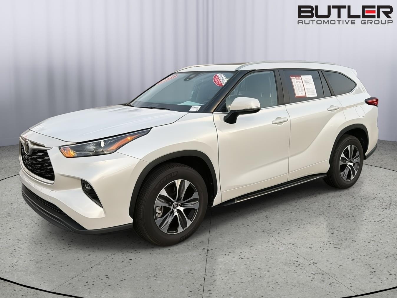 Used 2023 Toyota Highlander SUV