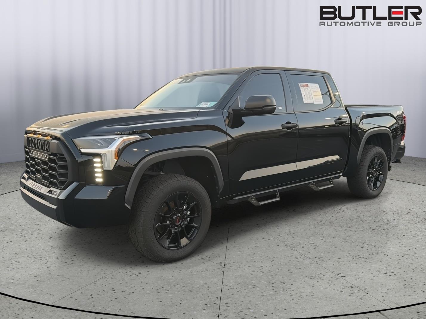 2023 Toyota Tundra SR5 CrewMax Cab 4WD