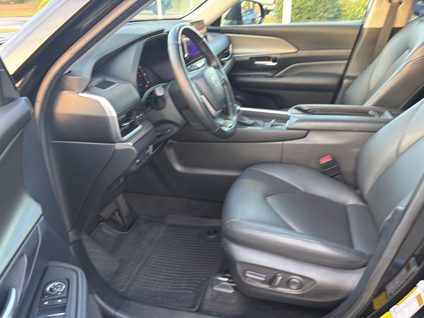 Used 2024 Toyota Grand Highlander SUV