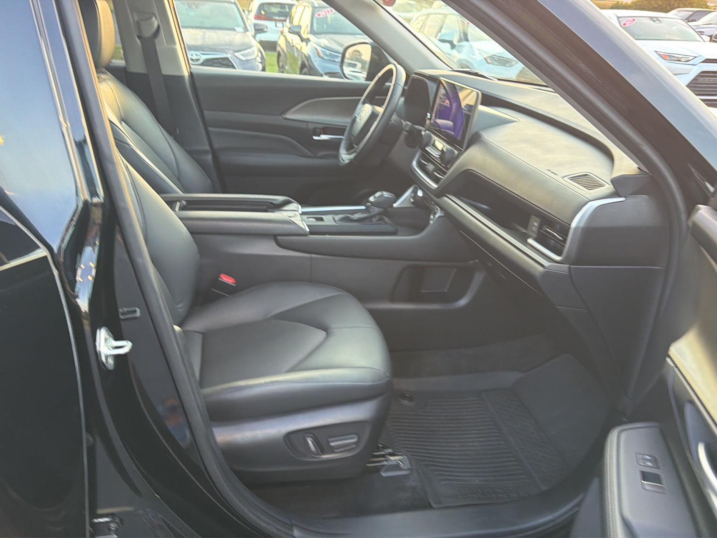 Used 2024 Toyota Grand Highlander SUV