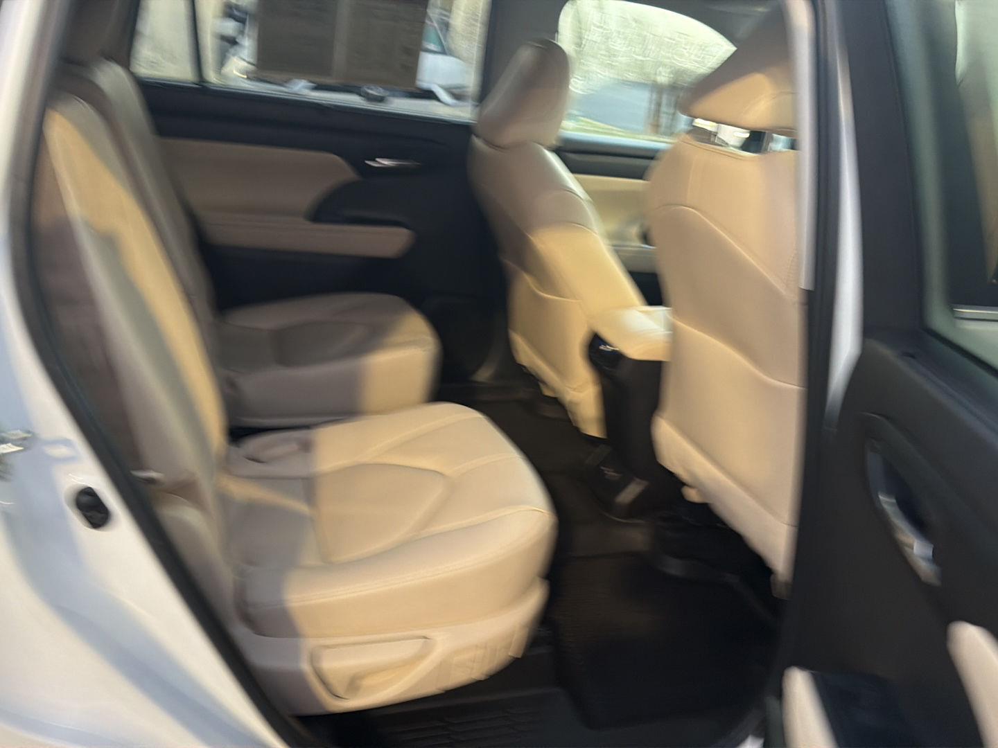 Used 2023 Toyota Highlander SUV