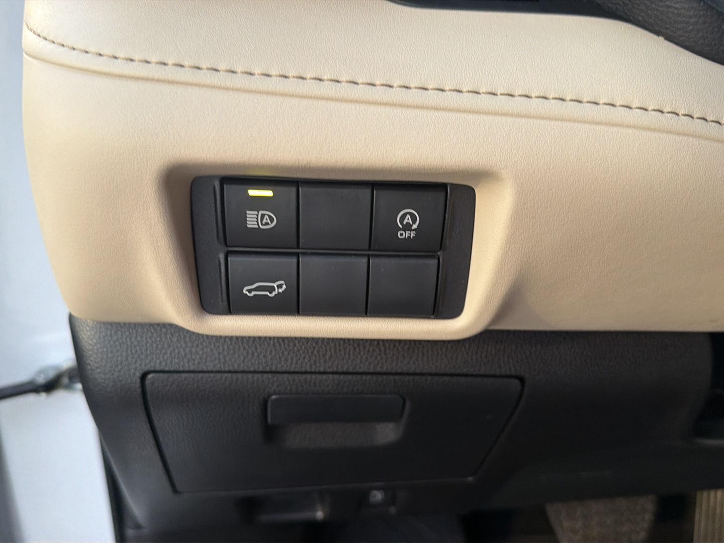 Used 2023 Toyota Highlander SUV