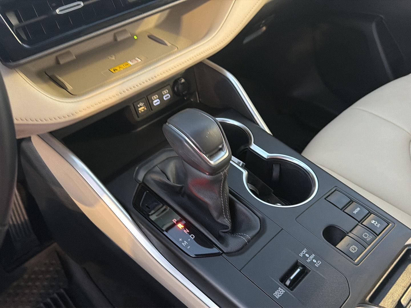 Used 2023 Toyota Highlander SUV