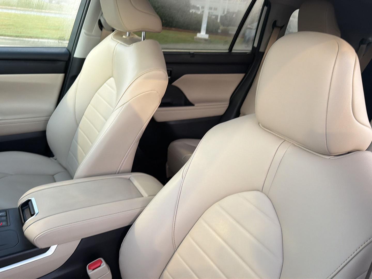 Used 2023 Toyota Highlander SUV