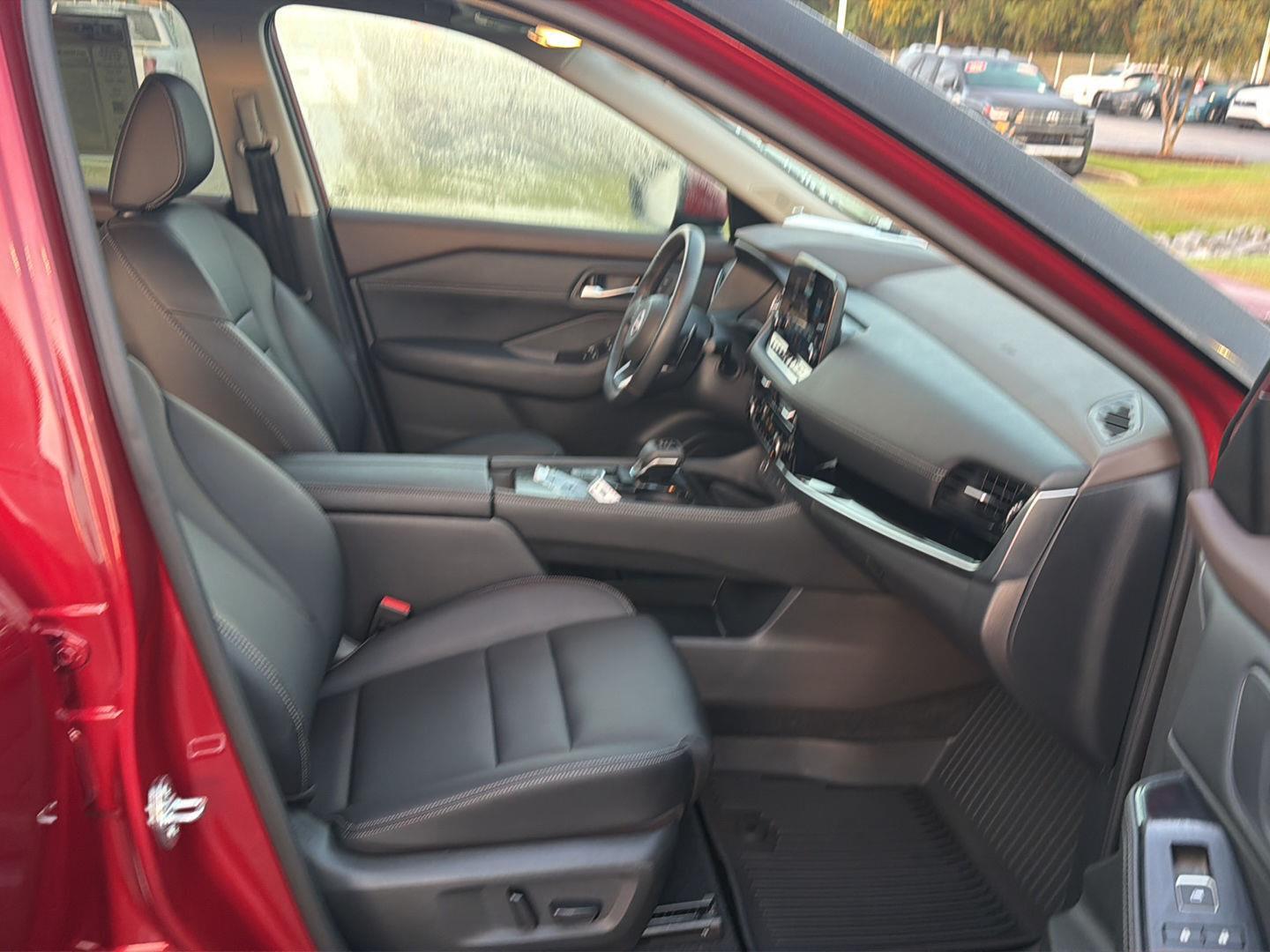Used 2023 Nissan Rogue SUV