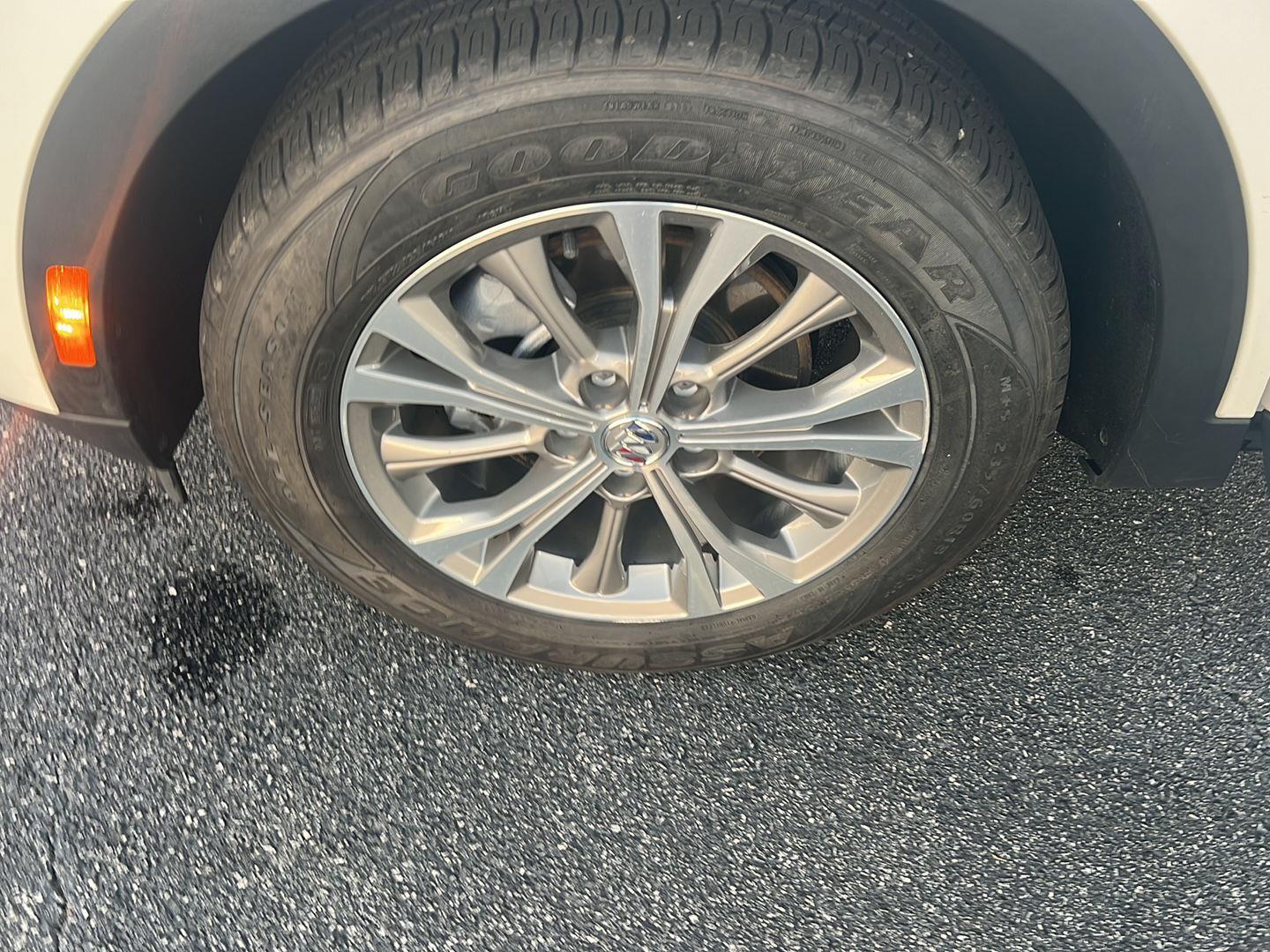 Used 2023 Buick Envision SUV