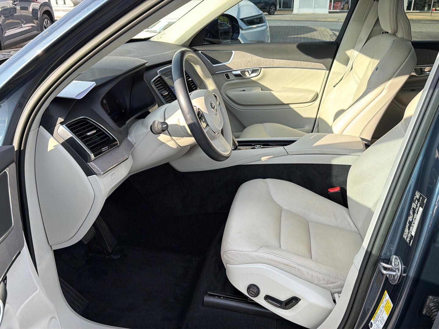 Used 2023 Volvo XC90 SUV