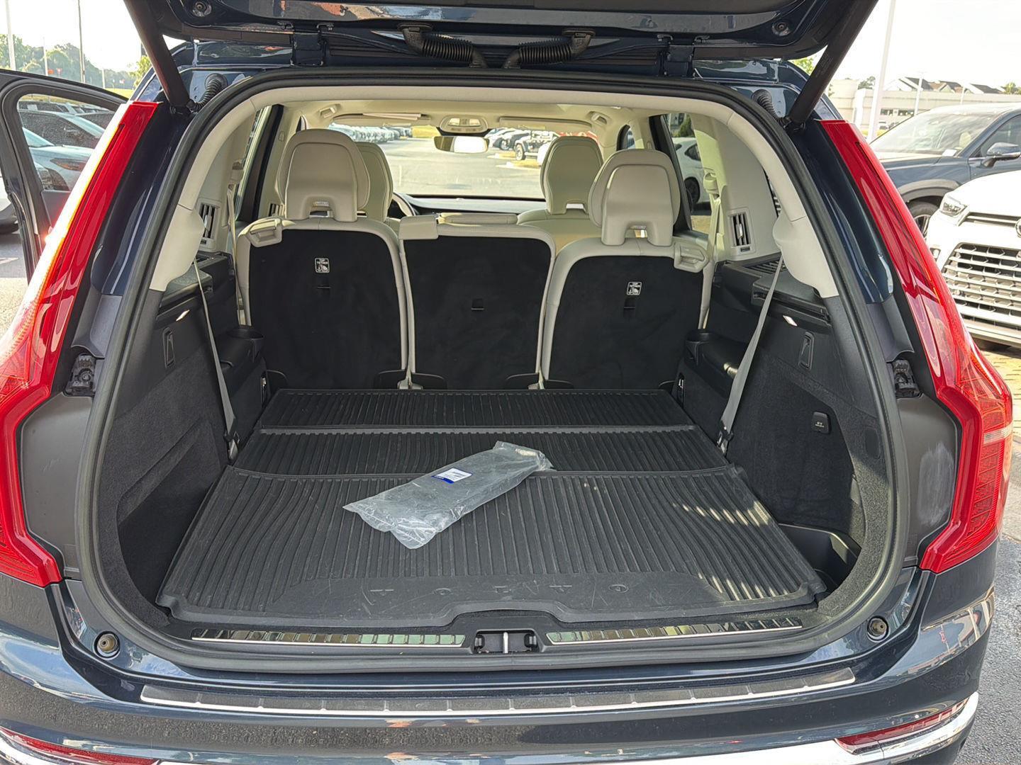 Used 2023 Volvo XC90 SUV