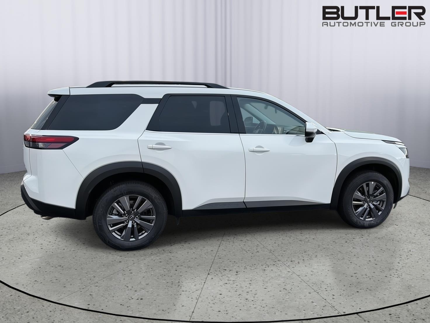 Used 2025 Nissan Pathfinder SUV