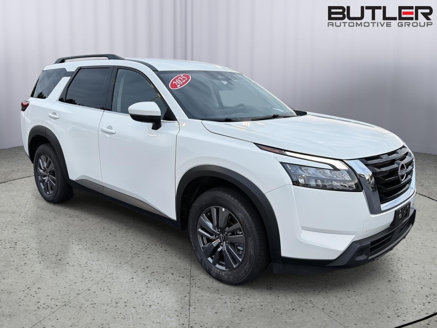 Used 2025 Nissan Pathfinder SUV