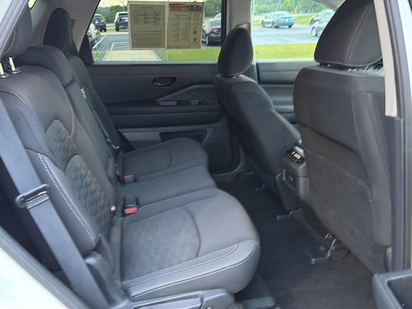Used 2025 Nissan Pathfinder SUV