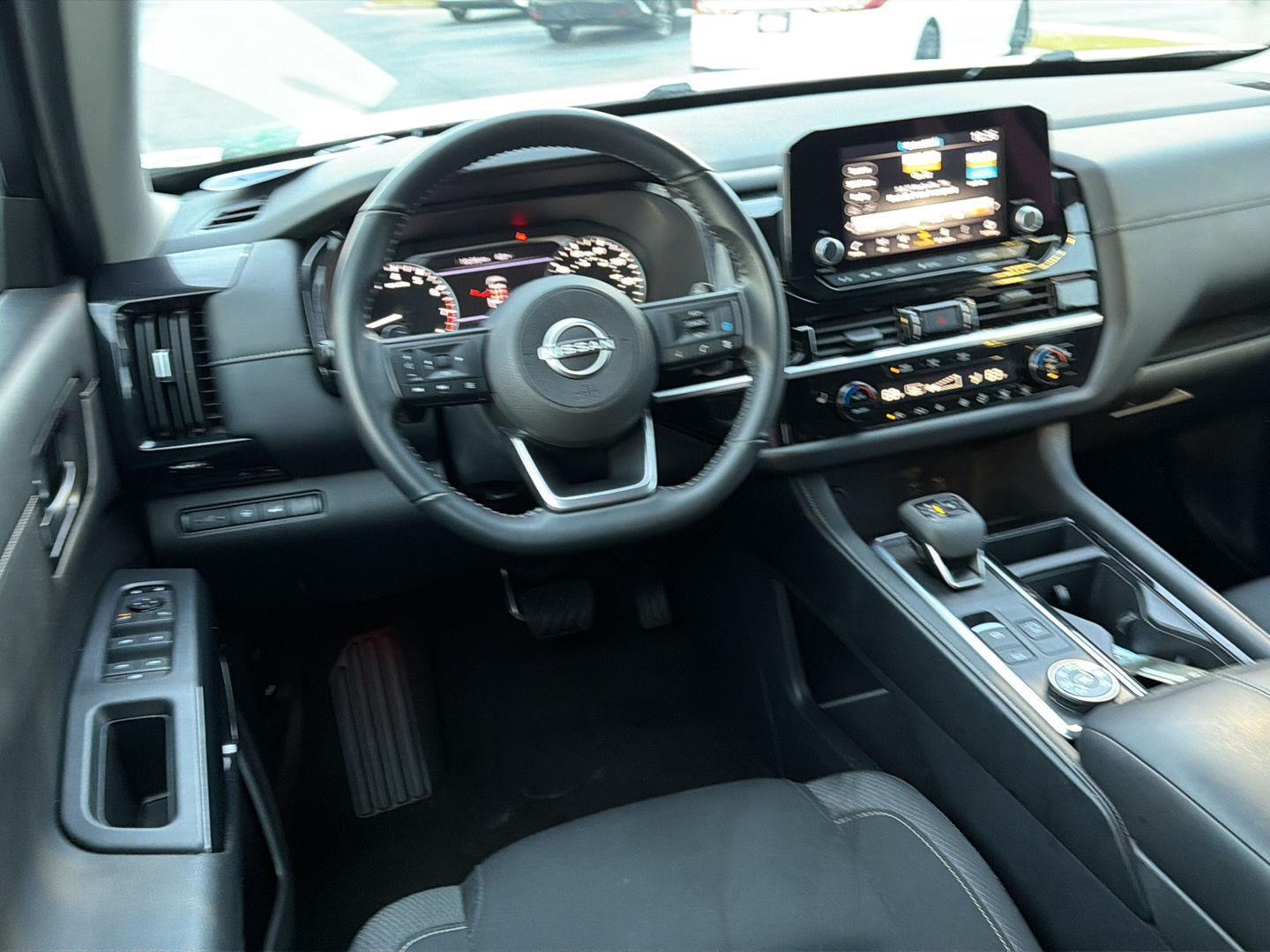 Used 2025 Nissan Pathfinder SUV
