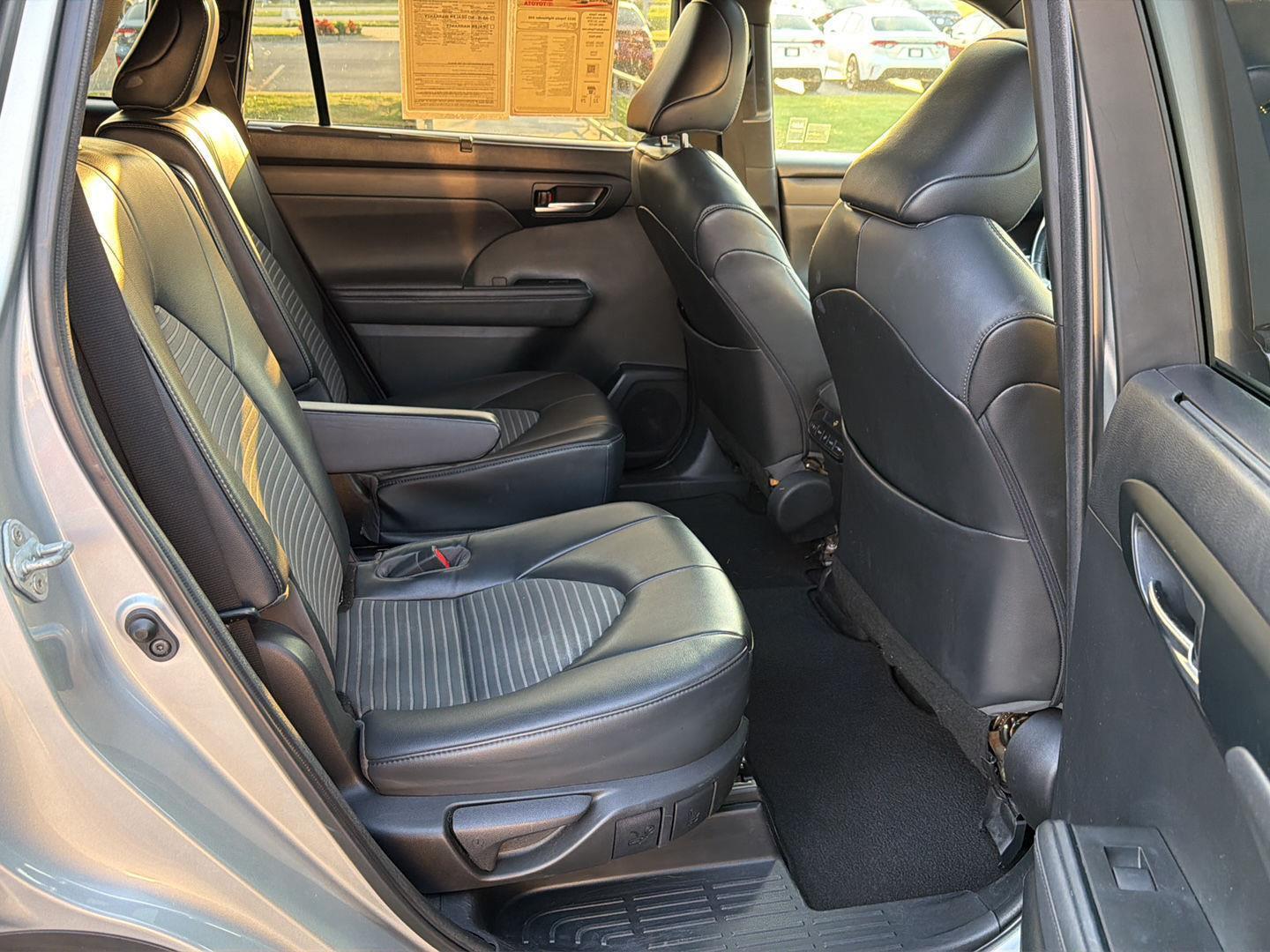 Used 2023 Toyota Highlander SUV