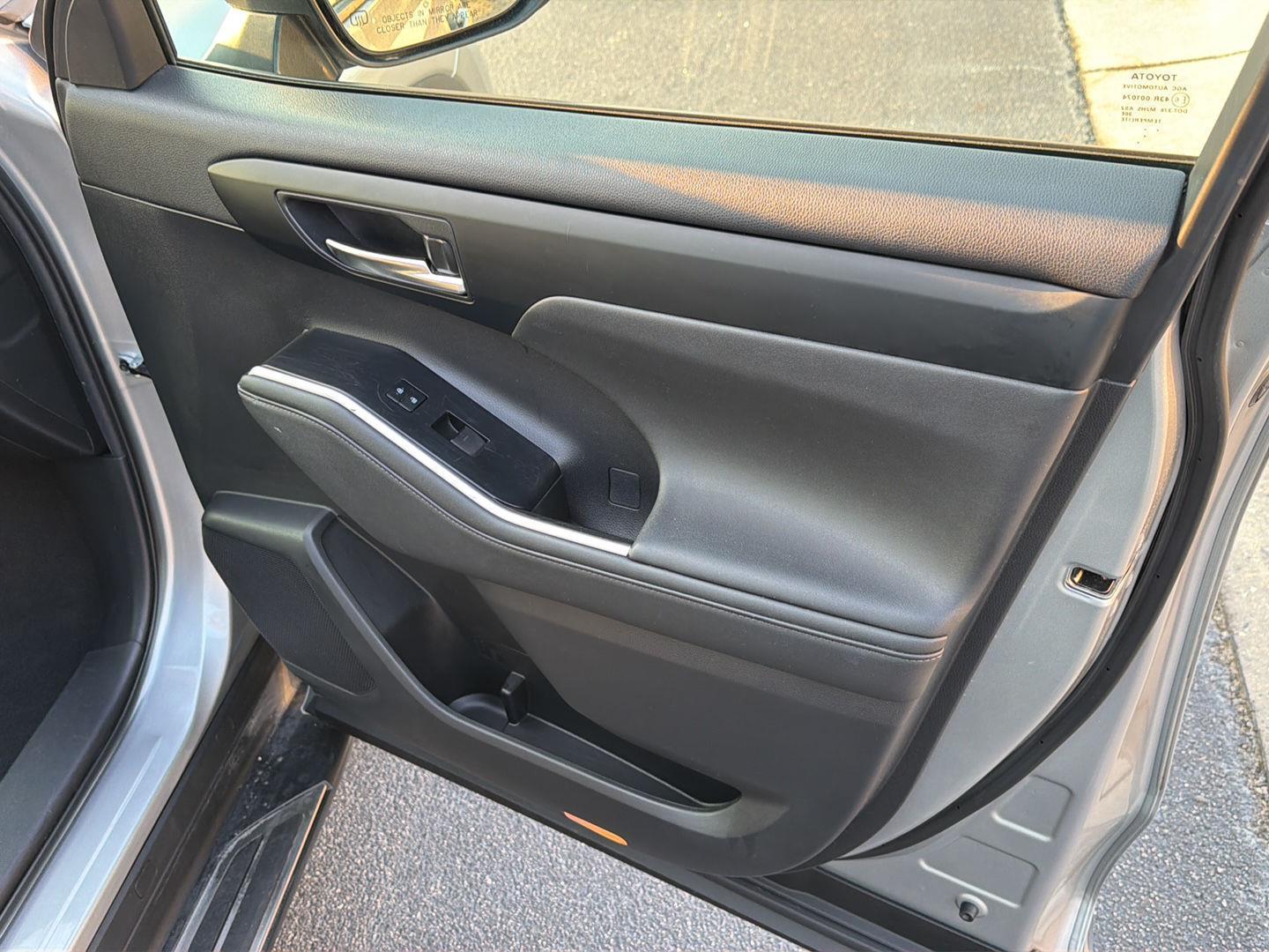 Used 2023 Toyota Highlander SUV