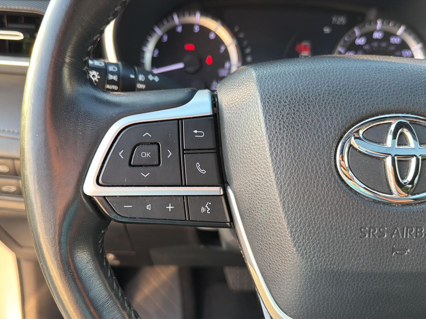 Used 2023 Toyota Highlander SUV