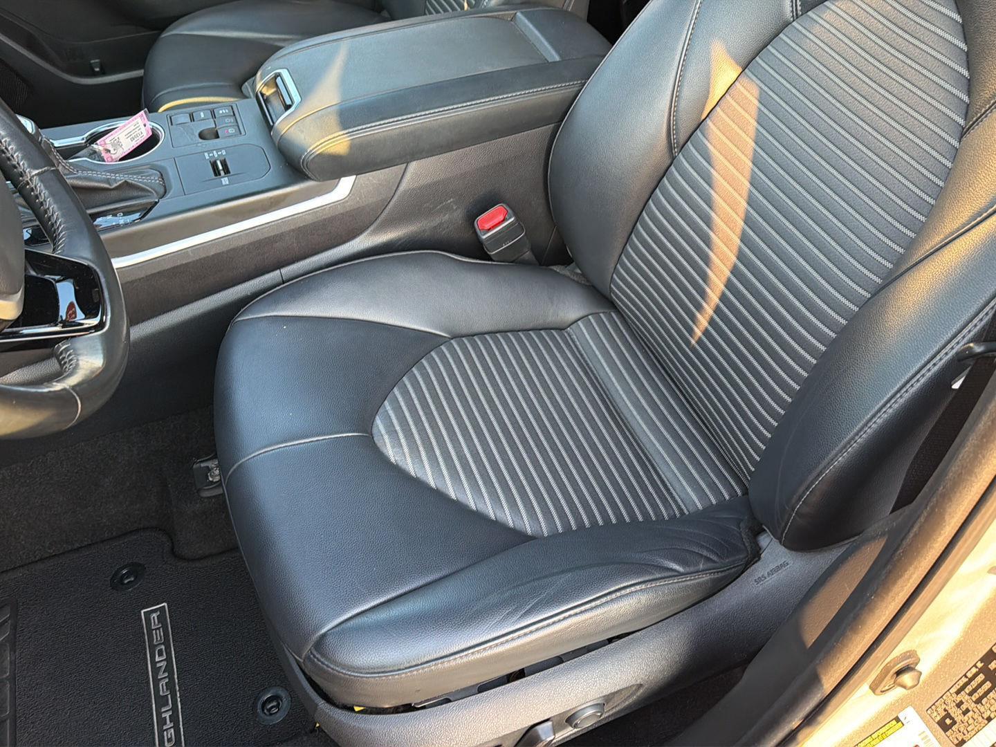 Used 2023 Toyota Highlander SUV