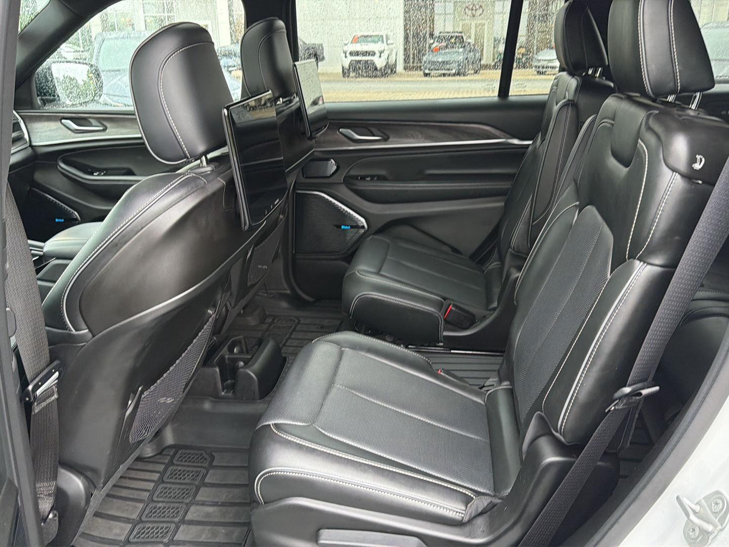 Used 2023 Jeep Grand Cherokee L SUV