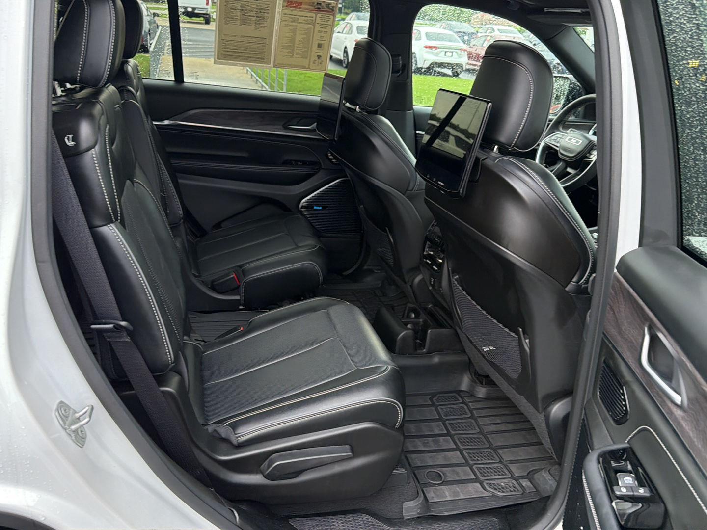 Used 2023 Jeep Grand Cherokee L SUV