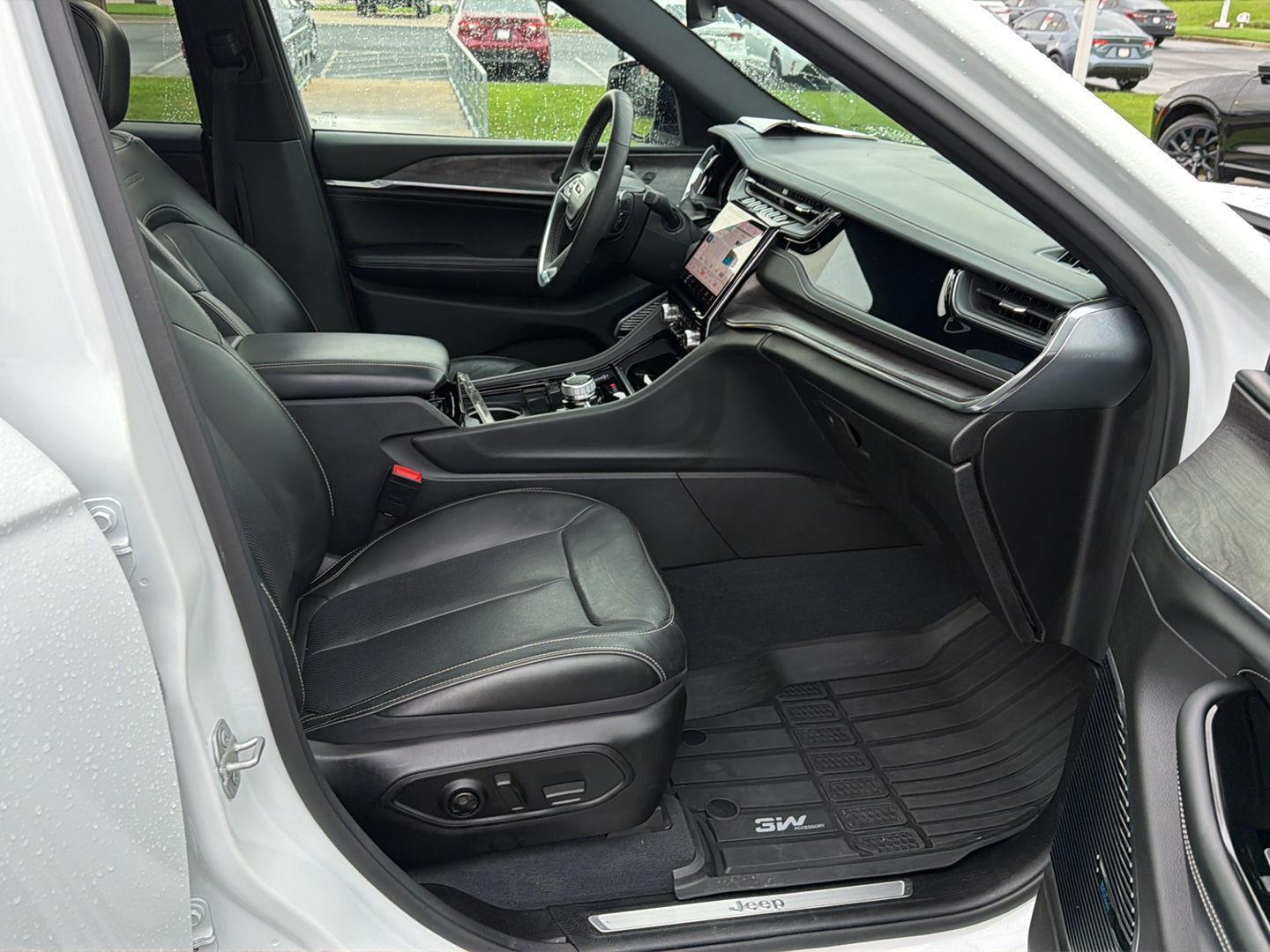 Used 2023 Jeep Grand Cherokee L SUV