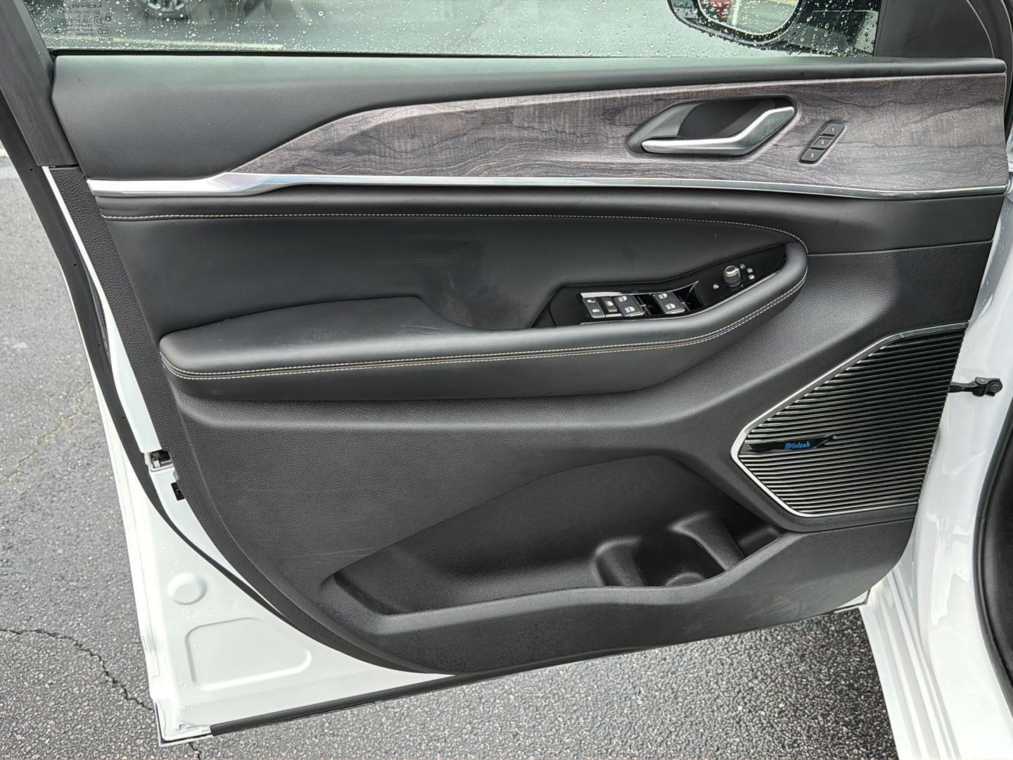 Used 2023 Jeep Grand Cherokee L SUV