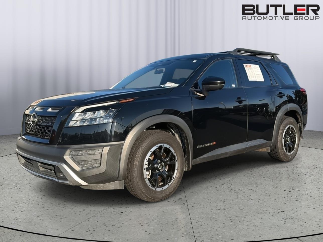 Used 2023 Nissan Pathfinder SUV