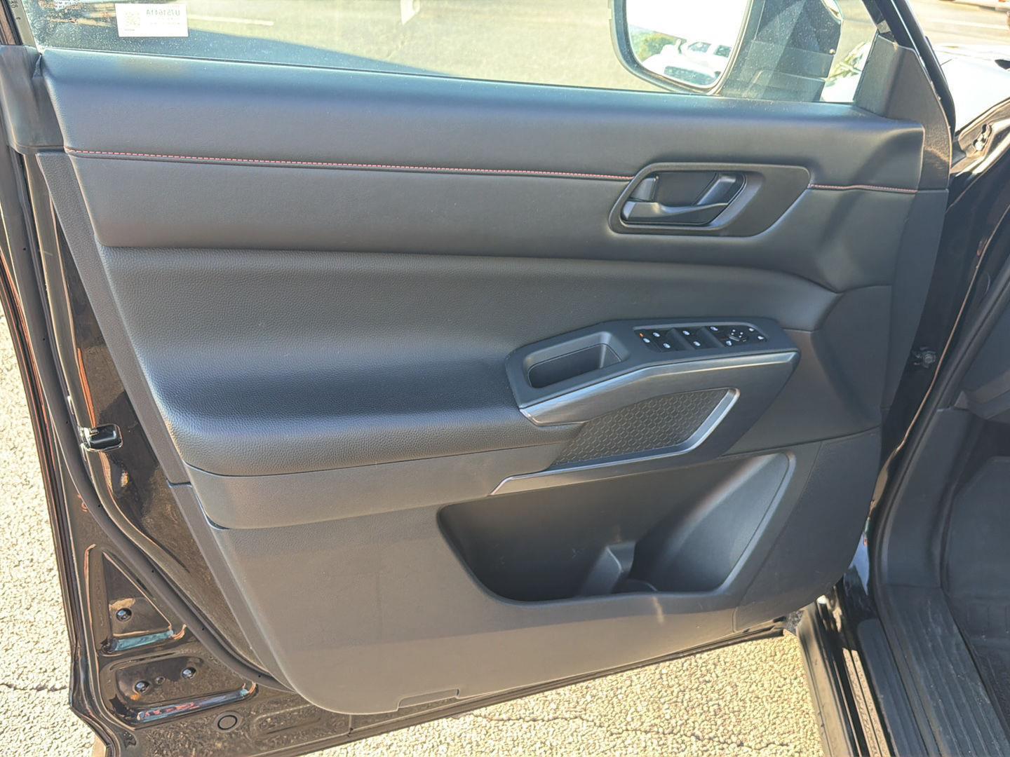 Used 2023 Nissan Pathfinder SUV