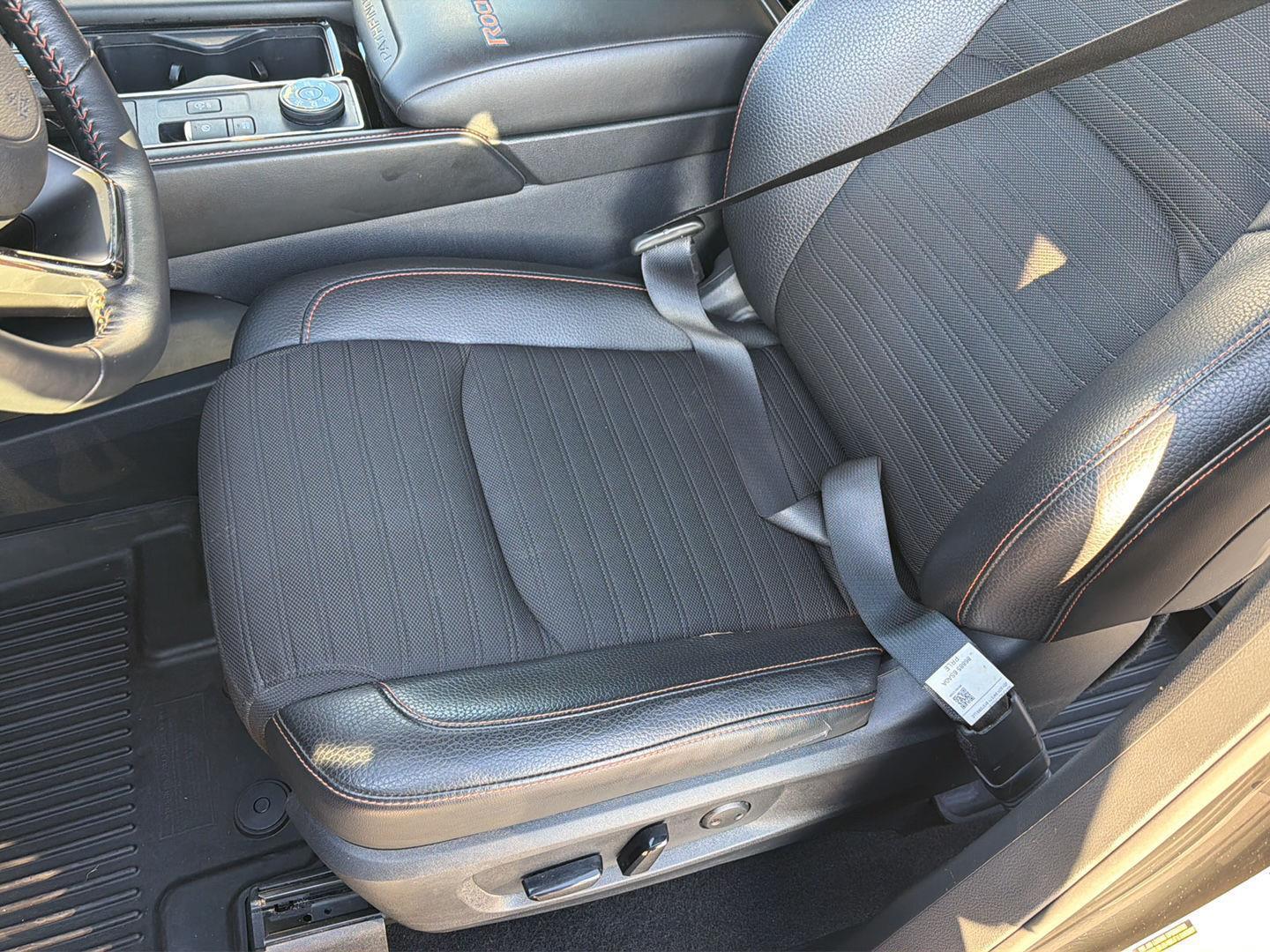 Used 2023 Nissan Pathfinder SUV