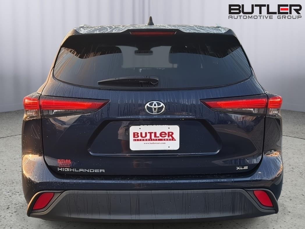 Used 2023 Toyota Highlander SUV
