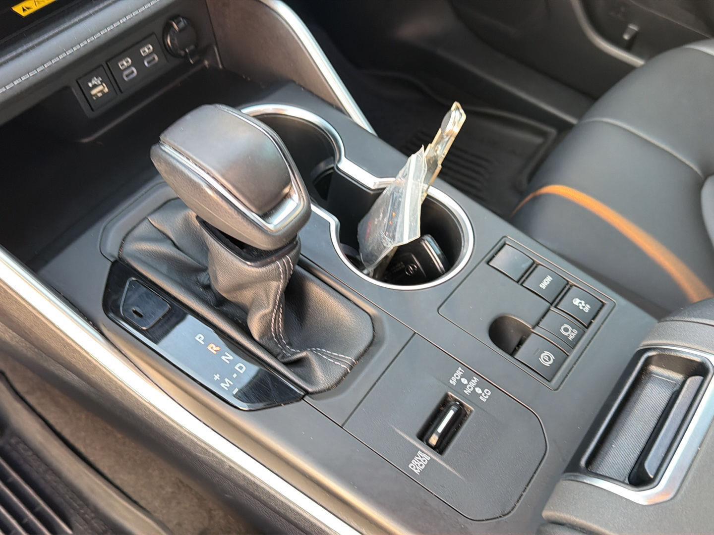 Used 2023 Toyota Highlander SUV