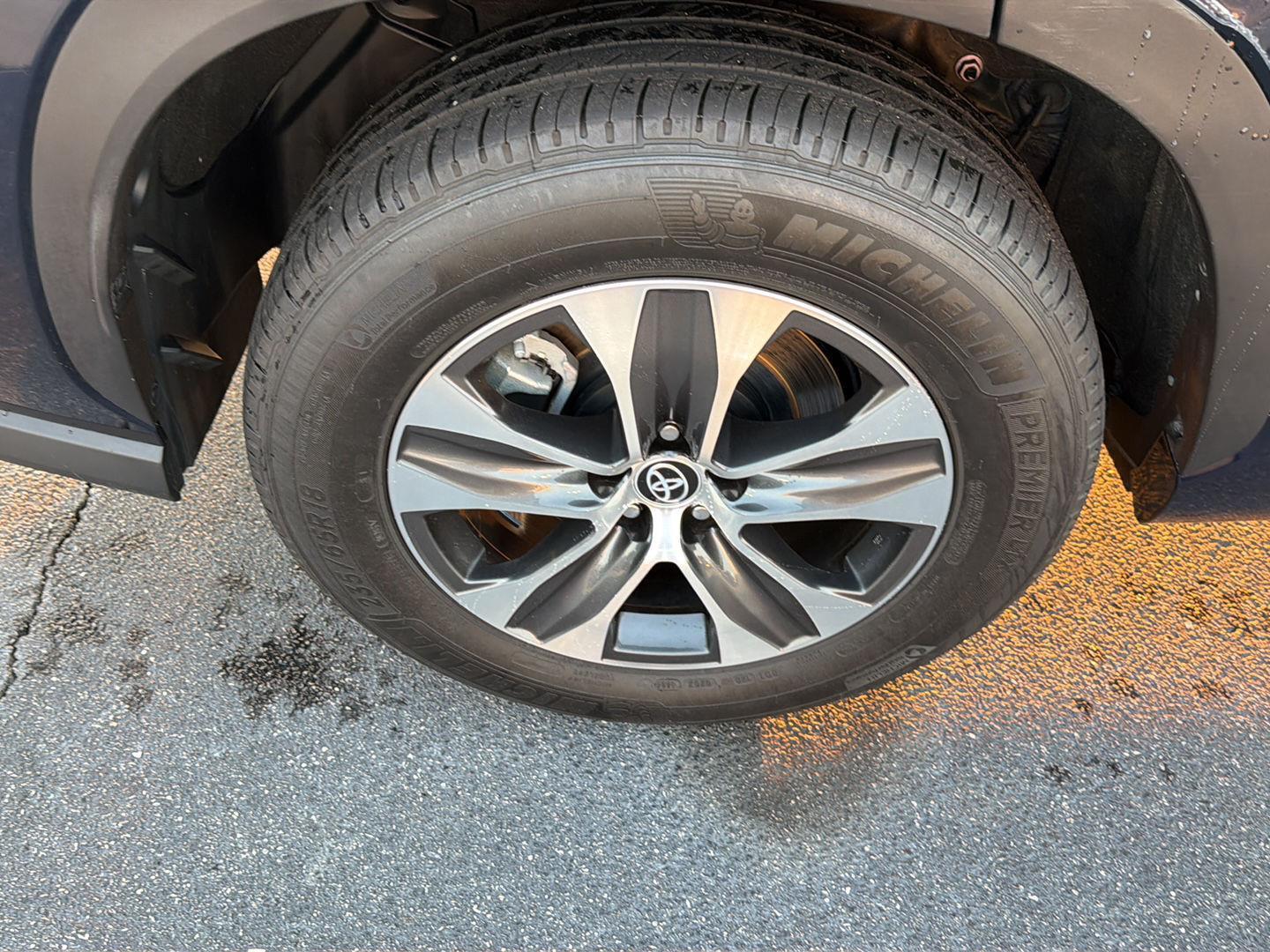 Used 2023 Toyota Highlander SUV