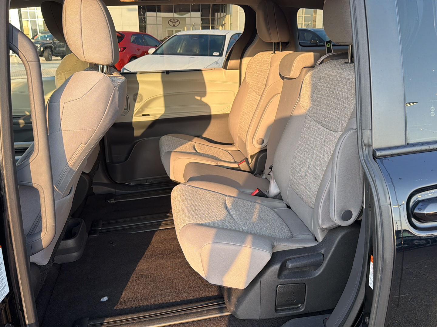 Used 2023 Toyota Sienna Van