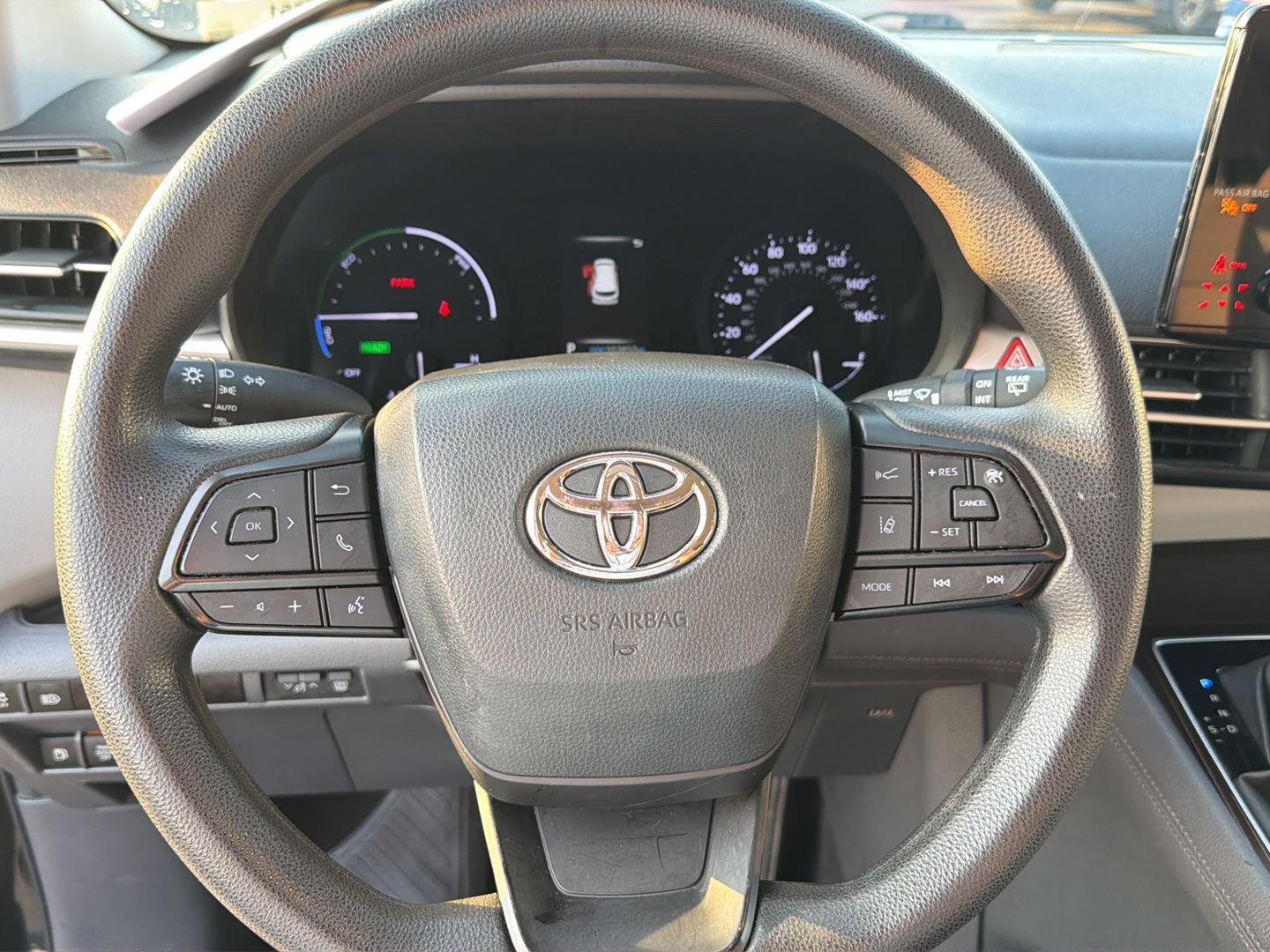 Used 2023 Toyota Sienna Van