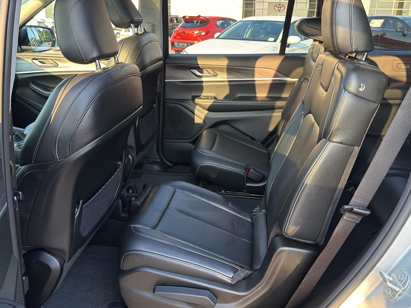 Used 2024 Jeep Grand Cherokee L SUV