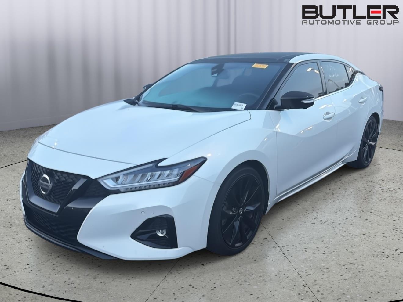 Pearl White Tricoat 2021 Nissan Maxima Sedan Front-Wheel Drive Continuously Variable Transmission