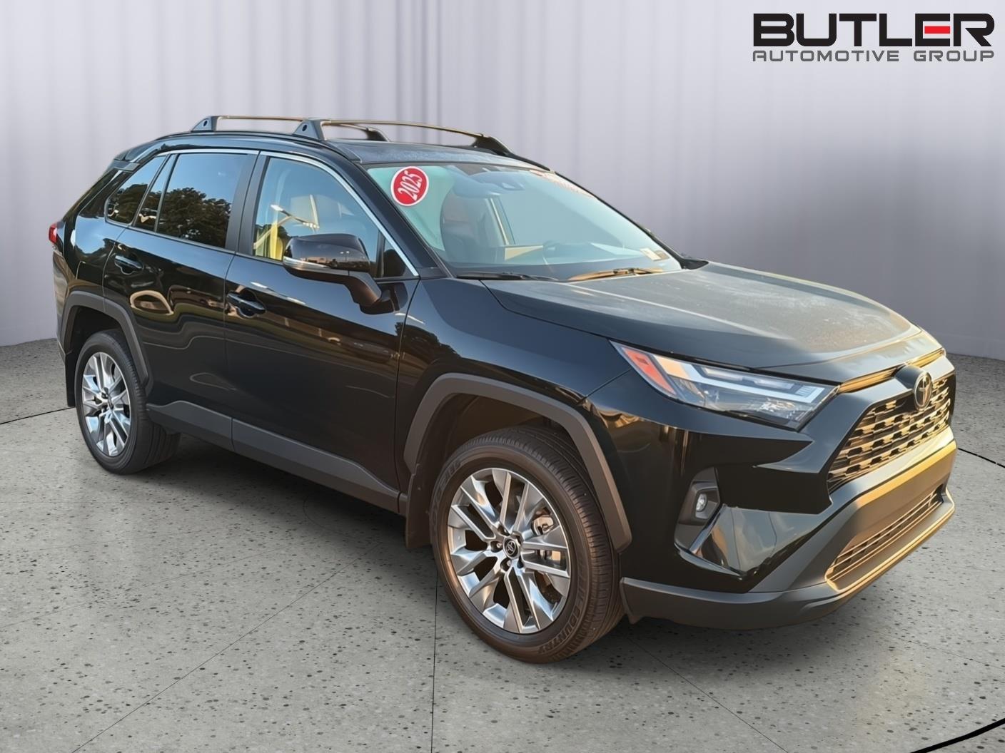 Used 2025 Toyota RAV4 SUV