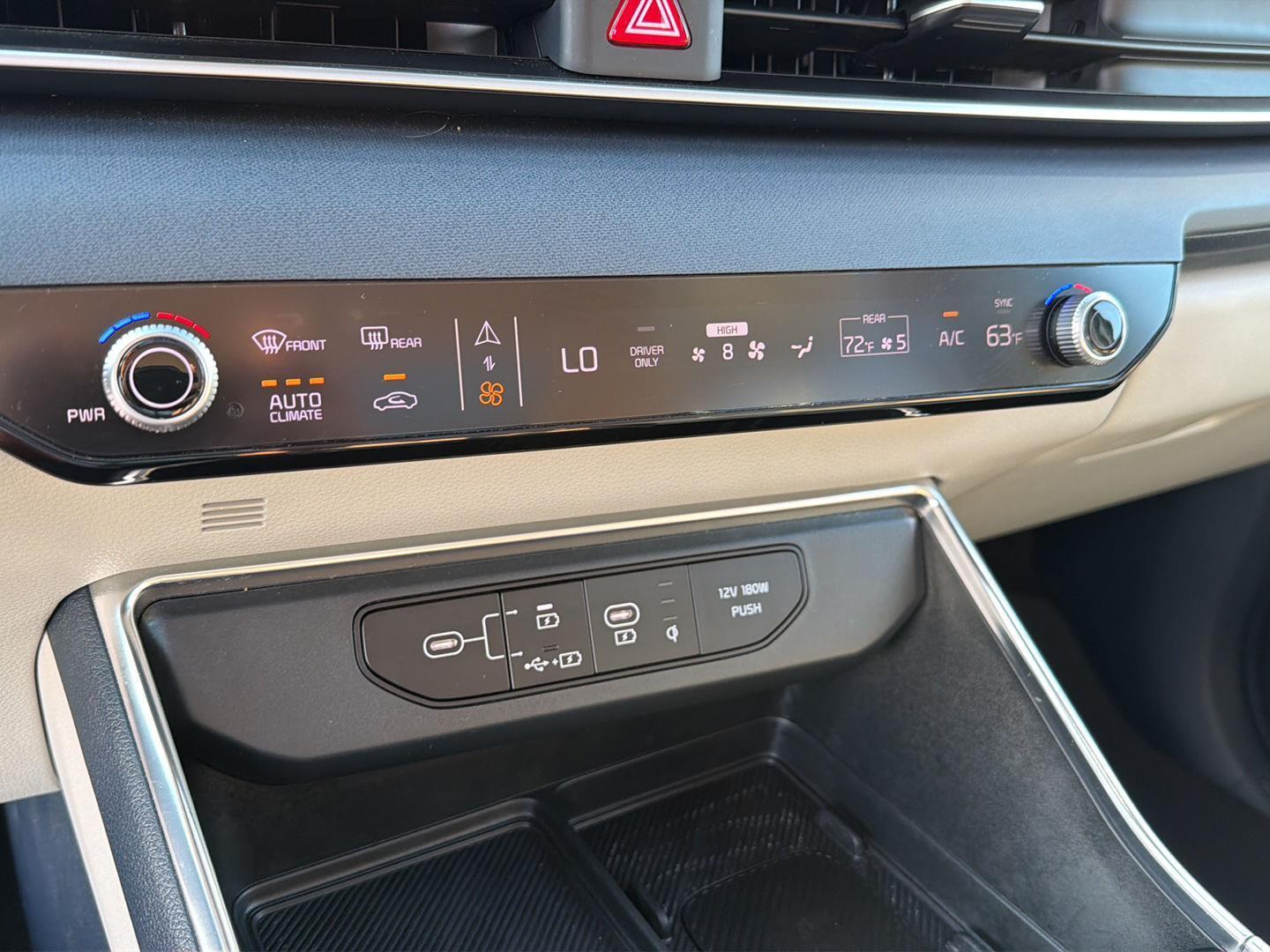 Used 2025 Kia Carnival Hybrid Van